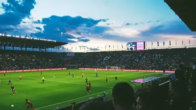Iliman Ndiaye pozostaje w Premier League, odrzucając ofertę Al Hilal