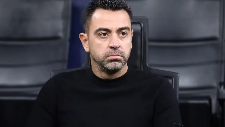 Xavi obejmuje stery Holandii po Koemanie