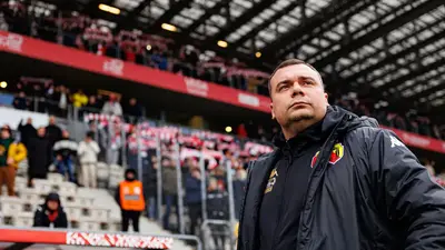Jagiellonia Białystok triumfuje 4:0, Siemieniec podkreśla konieczność czujności
